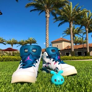 Nike Air Jordan 6 Green Abyss Size 3Y